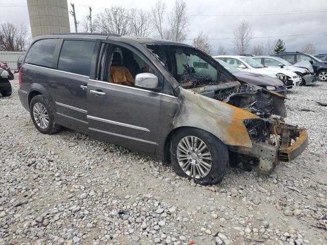 2015 Chrysler Town & Country Touring L