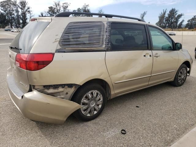 2005 Toyota Sienna CE