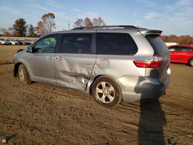 2015 Toyota Sienna LE