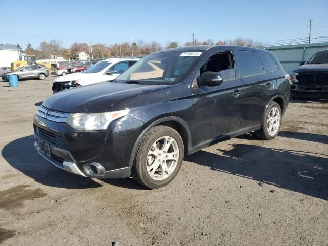 2015 Mitsubishi Outlander SE