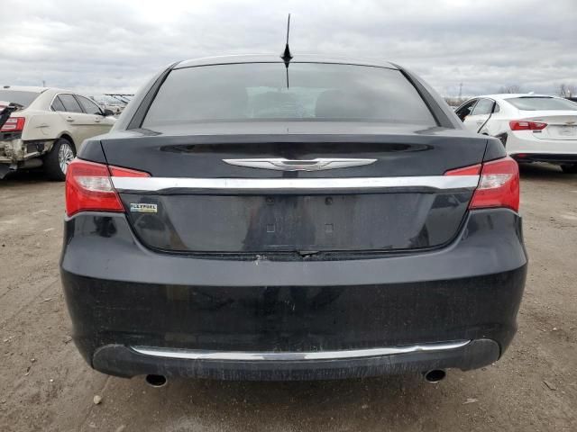 2013 Chrysler 200 Touring