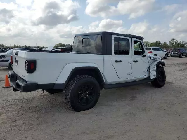 2022 Jeep Gladiator Sport