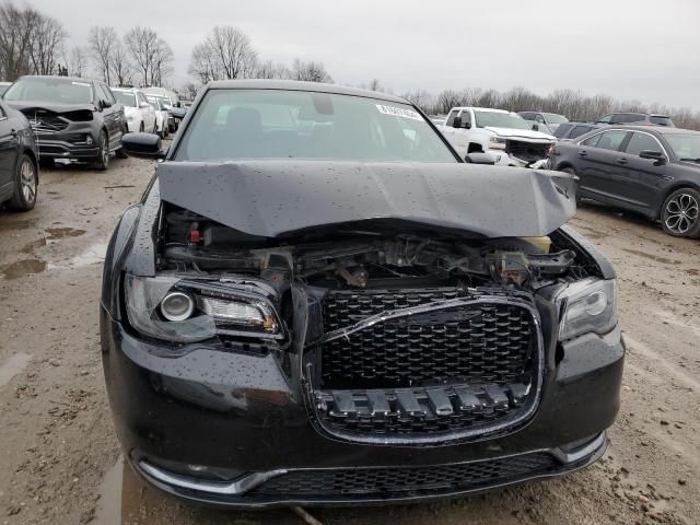 2016 Chrysler 300 S