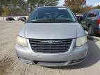 2005 Chrysler Town & Country