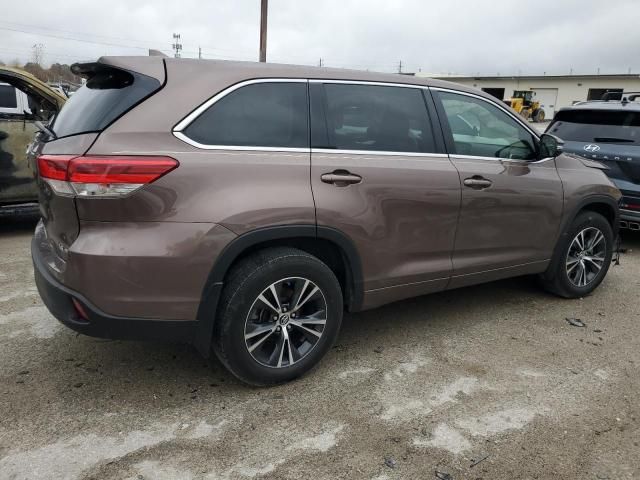 2018 Toyota Highlander LE