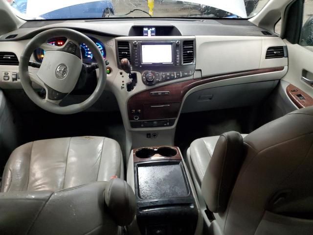 2011 Toyota Sienna XLE