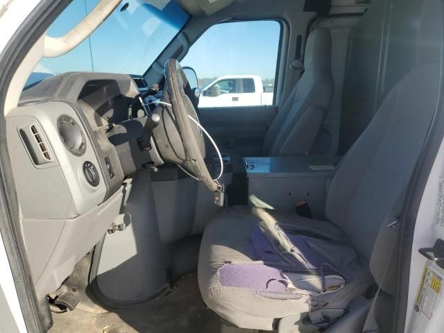 2012 Ford Econoline E350 Super Duty Van