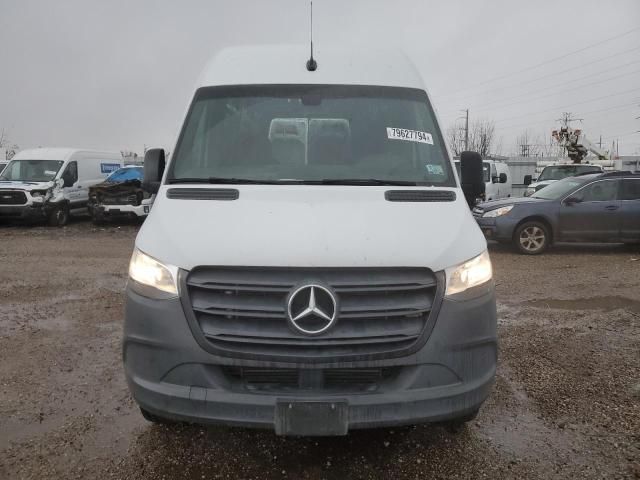 2021 Mercedes-Benz Sprinter 2500