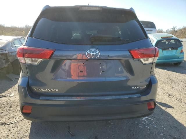 2019 Toyota Highlander SE