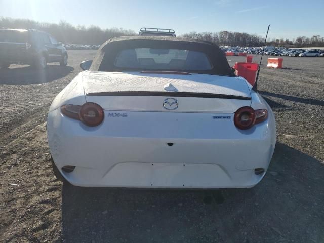 2024 Mazda MX-5 Miata Club