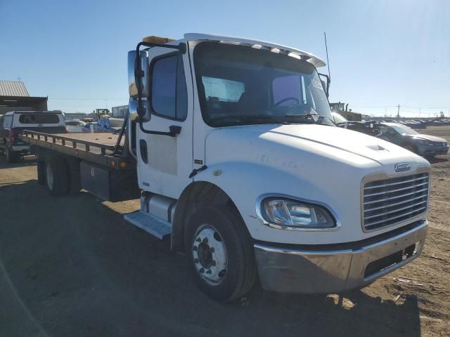 2005 Freightliner M2 106 Medium Duty