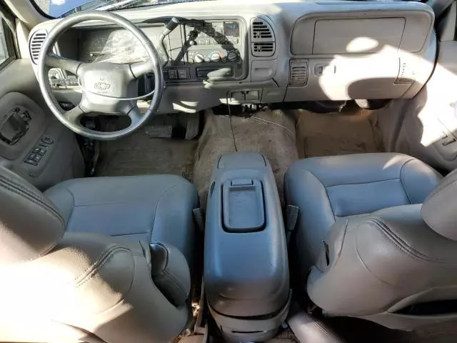 1998 Chevrolet Suburban K1500