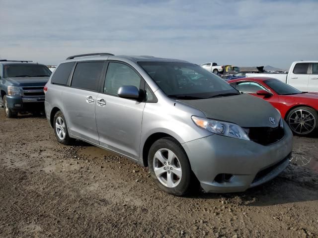 2012 Toyota Sienna LE