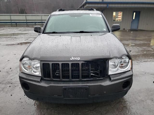 2005 Jeep Grand Cherokee Laredo