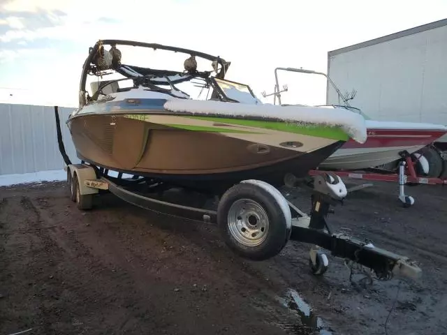 2013 Tiger Skiboat