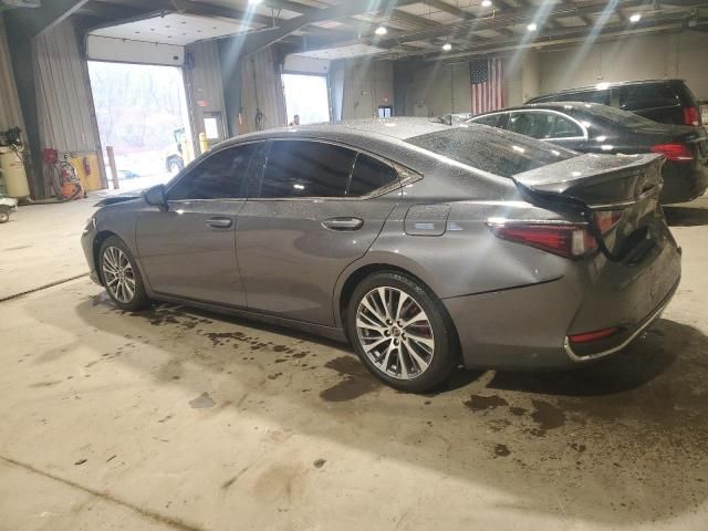 2021 Lexus ES 300H