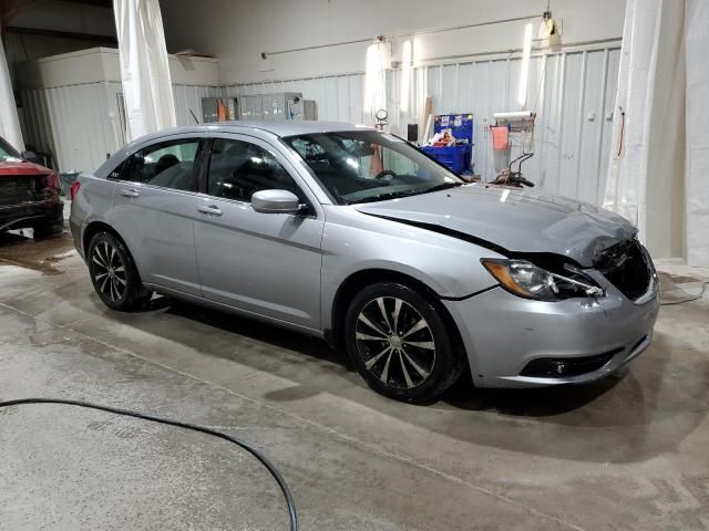 2014 Chrysler 200 Touring