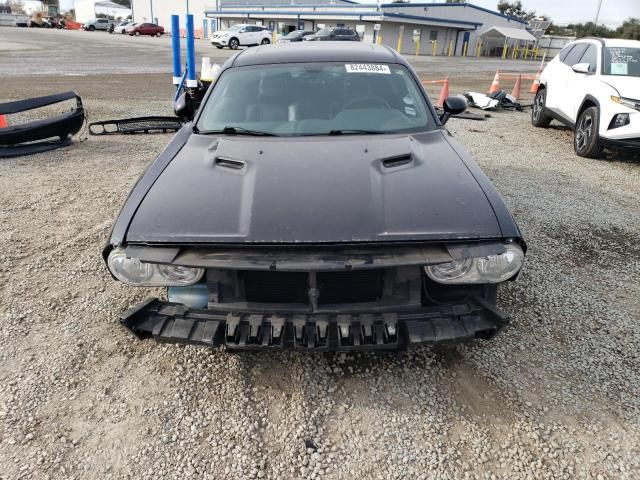 2013 Dodge Challenger SXT