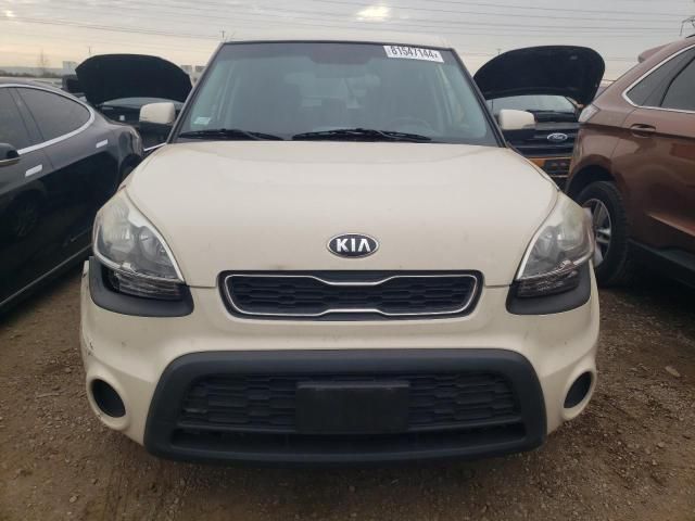 2013 KIA Soul +