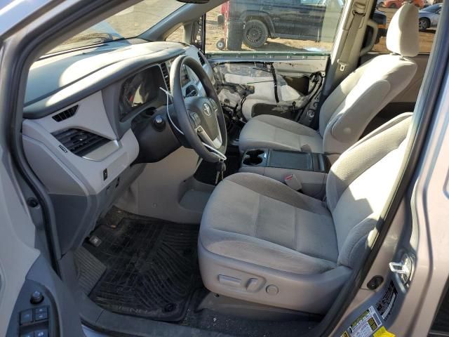 2015 Toyota Sienna LE