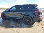 2016 Porsche Cayenne GTS