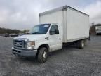 2014 Ford Econoline E450 Super Duty Cutaway Van