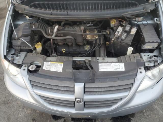 2005 Dodge Grand Caravan SE