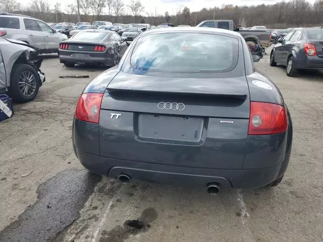 2004 Audi TT Quattro