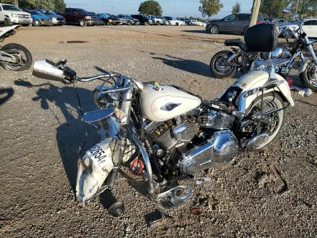 2015 Harley-Davidson Flstc Heritage Softail Classic