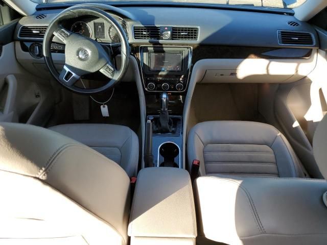 2014 Volkswagen Passat SEL