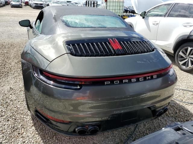 2021 Porsche 911 Carrera