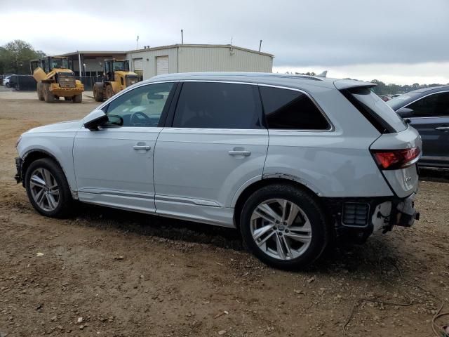 2020 Audi Q7 Premium Plus