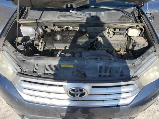 2011 Toyota Highlander Base