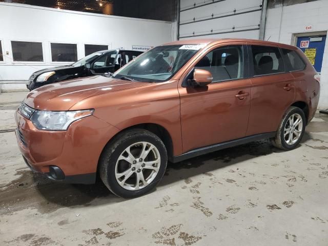 2014 Mitsubishi Outlander SE