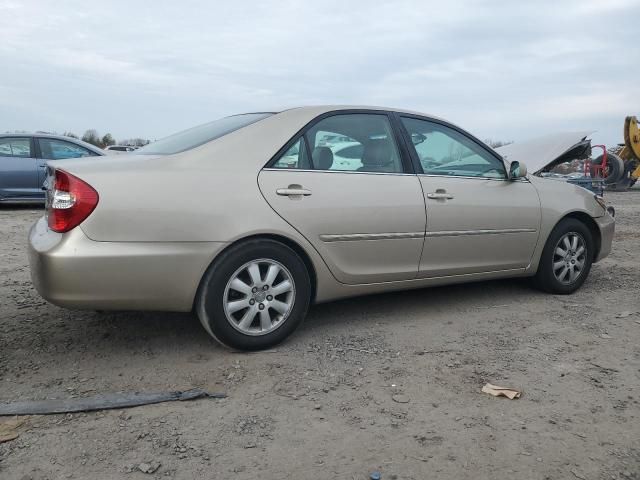 2004 Toyota Camry LE