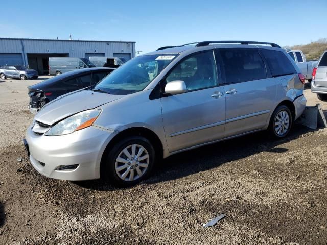 2006 Toyota Sienna CE