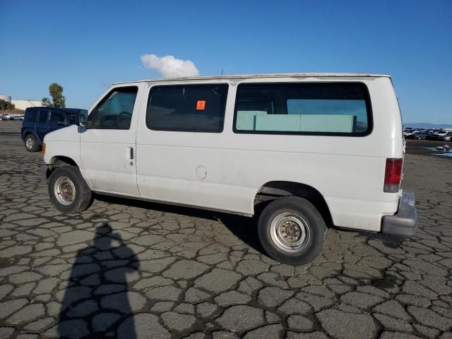 2004 Ford Econoline E350 Super Duty Van