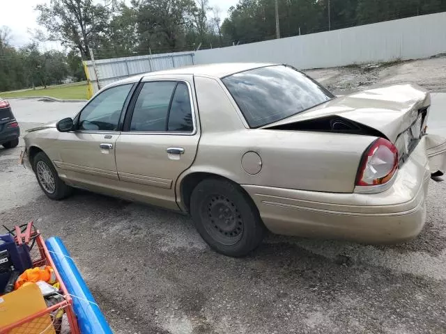 2000 Ford Crown Victoria LX