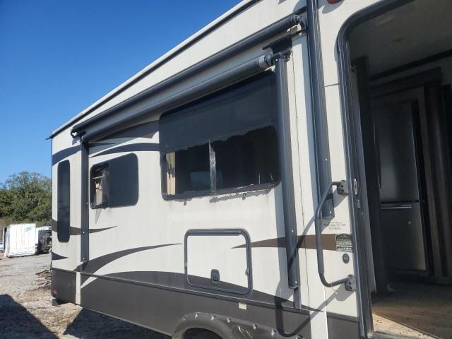 2017 Camper Montana