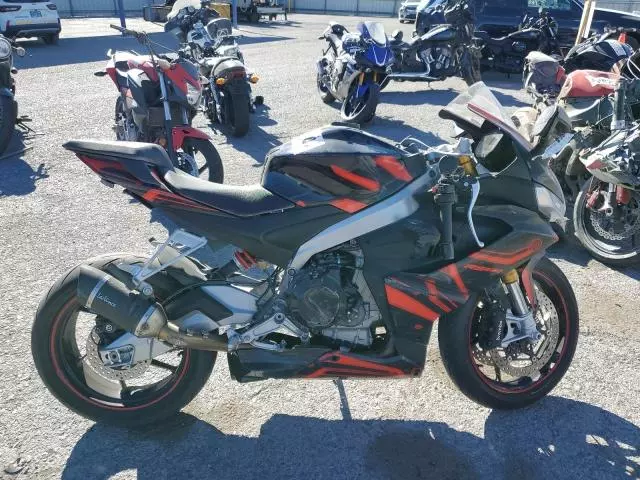 2024 Aprilia RS 660