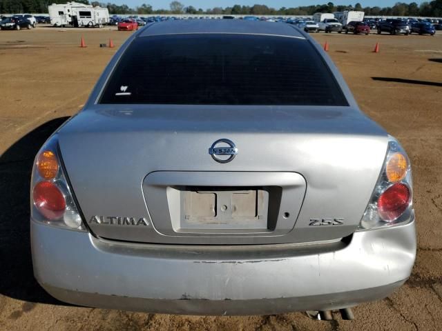 2003 Nissan Altima Base