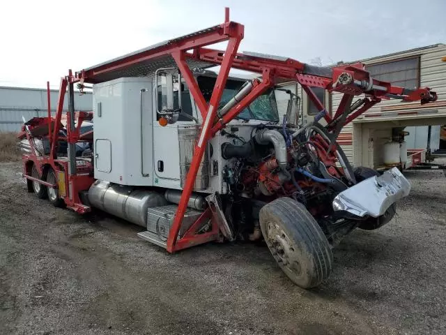 2024 Peterbilt 389