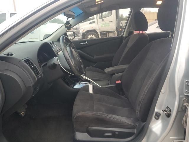 2010 Nissan Altima Base