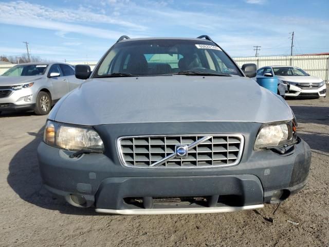 2004 Volvo XC70