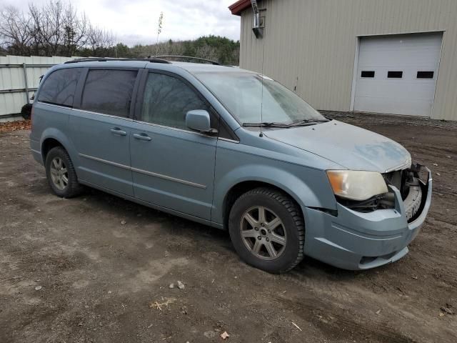 2010 Chrysler Town & Country Touring