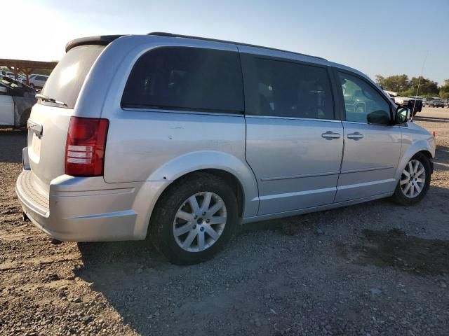 2008 Chrysler Town & Country Touring