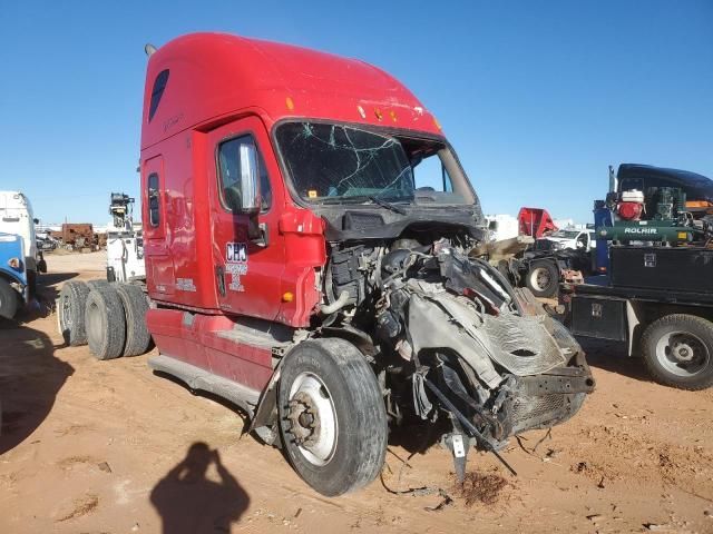 2008 Freightliner Cascadia 125