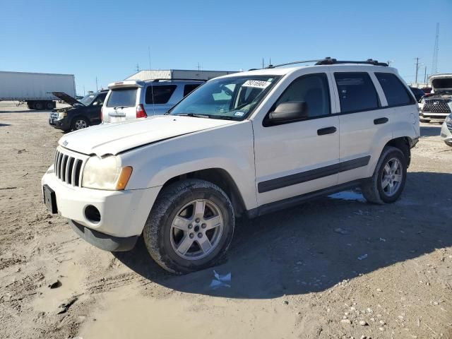 2005 Jeep Grand Cherokee Laredo