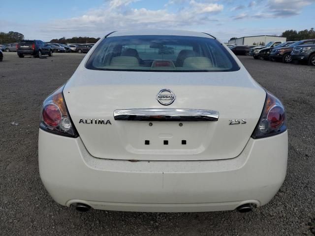 2010 Nissan Altima Base