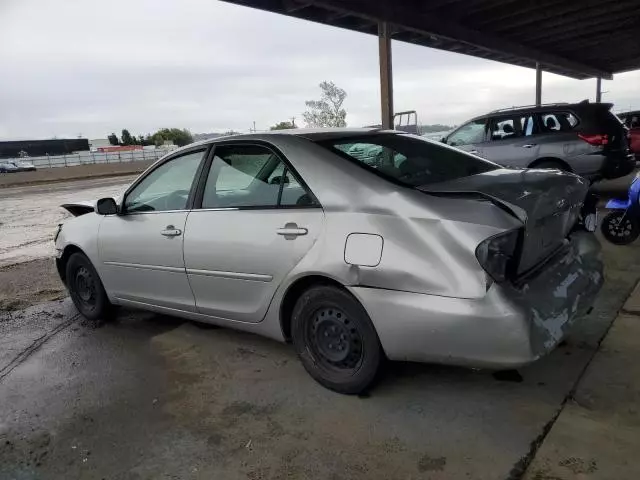 2005 Toyota Camry LE